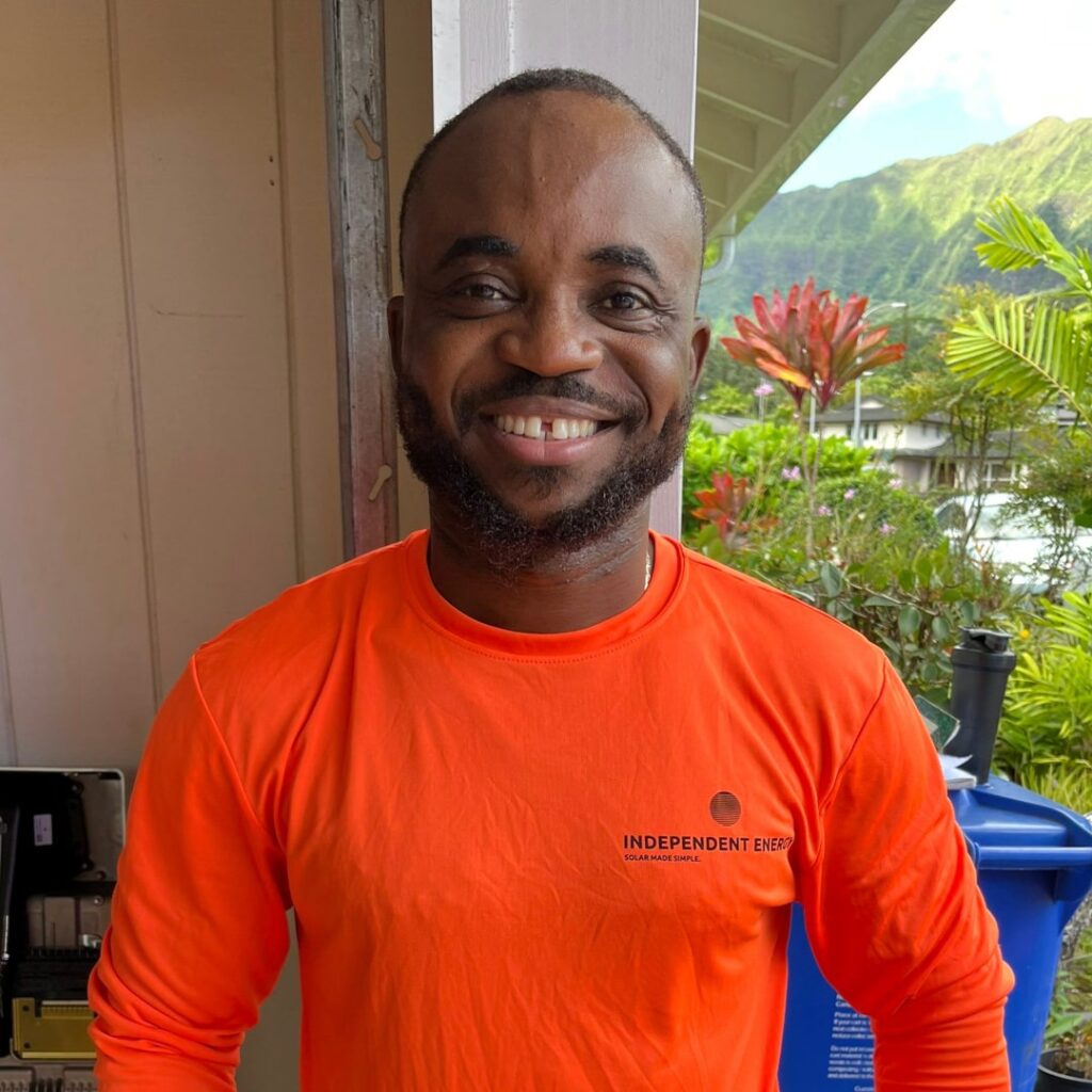 Adeoluwa Adedejii headshot min