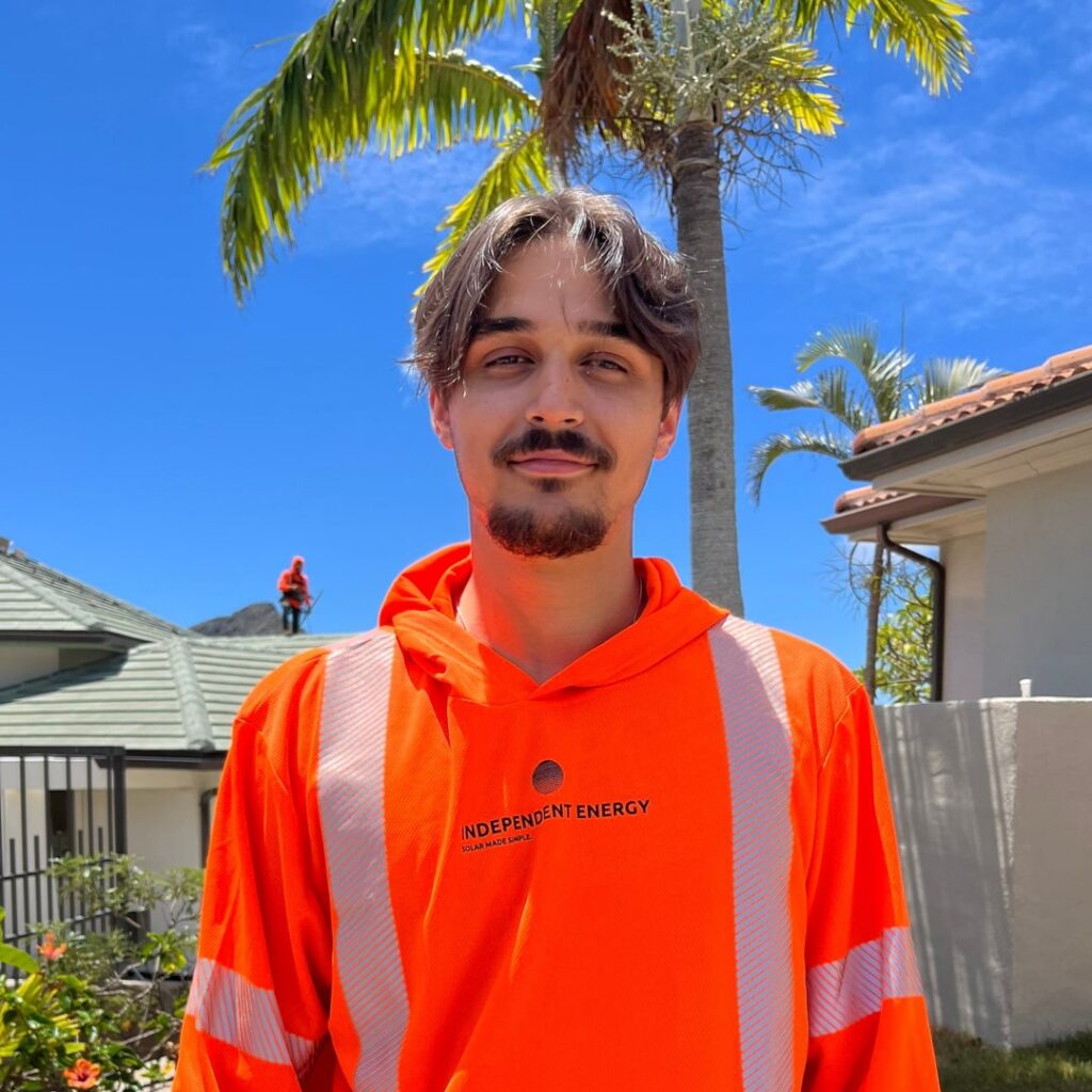 Neo Matthew Headshot min